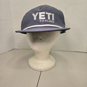YETI Coolers Rope Hat Mens Gray SnapBack Trucker Cap NWOT